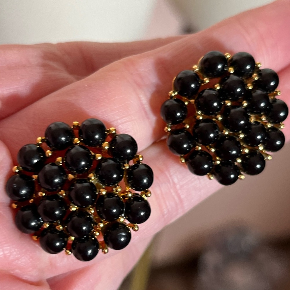 Vintage Napier Oversized Black Glass Cluster Gold Mobwife earrings